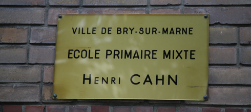 Plaque "Ecole primaire mixte Henri Cahn"