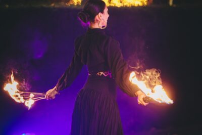 Spectacle de feu - Agrandir l'image 17 sur 24, fenêtre modale