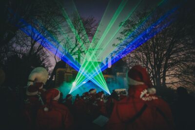 Illuminations devant l'Hôtel de Ville - Agrandir l'image 21 sur 24, fenêtre modale