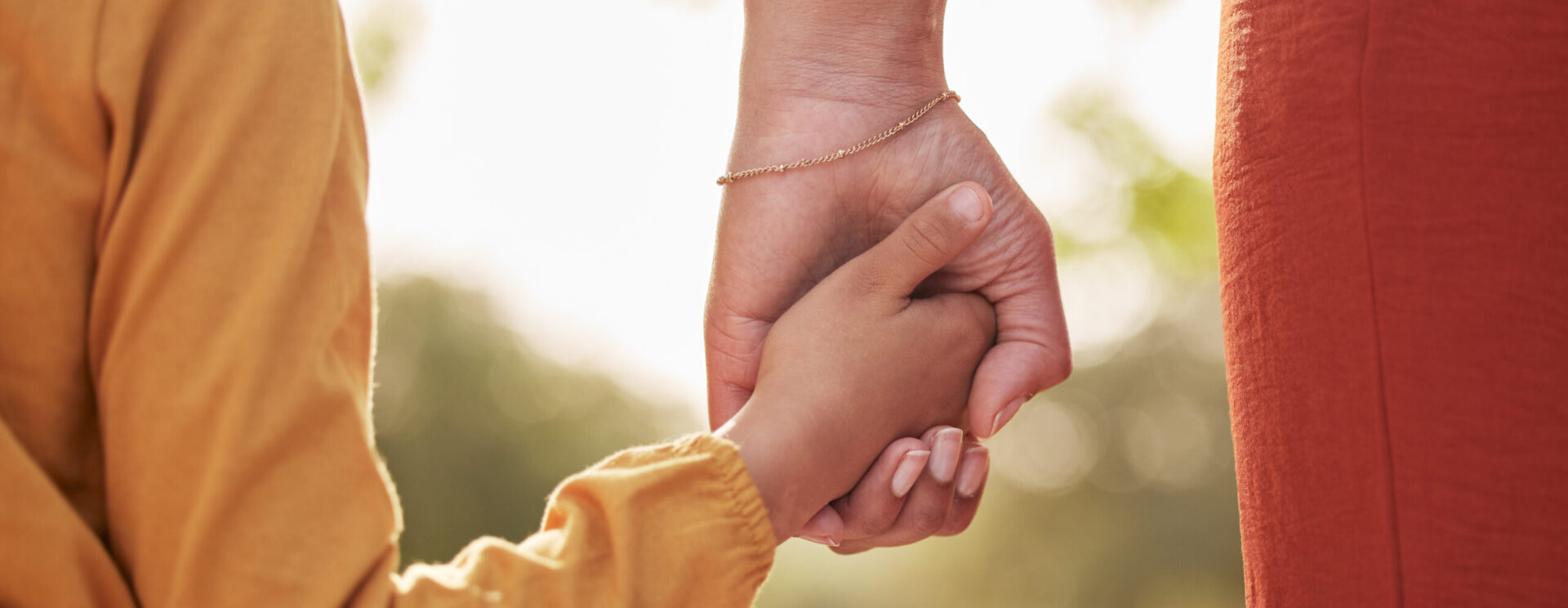 Mains qui se tiennent