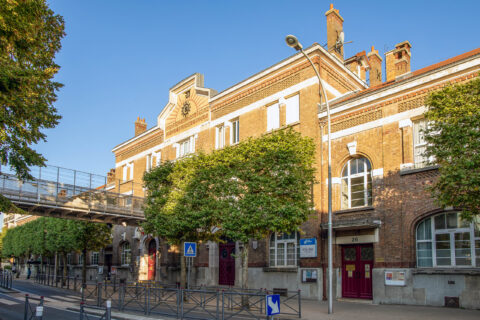 Bâtiment ensoleillé