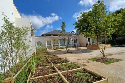 Agrandir l'image 2 sur 3, fenêtre modale