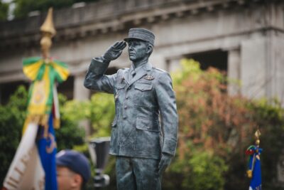 Agrandir l'image 25 sur 79, fenêtre modale