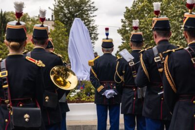 Agrandir l'image 32 sur 79, fenêtre modale