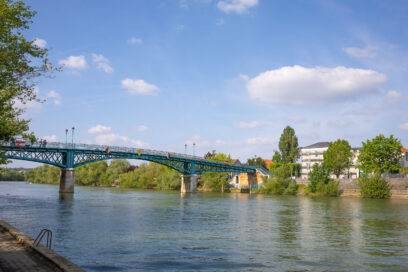 Passerelle de Bry - Agrandir l'image, fenêtre modale