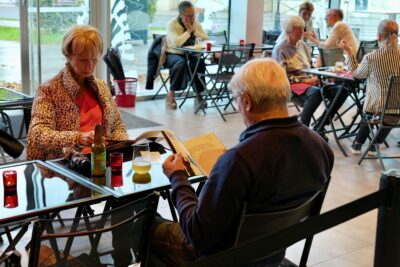 Agrandir l'image 8 sur 32, fenêtre modale