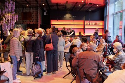 Agrandir l'image 3 sur 32, fenêtre modale